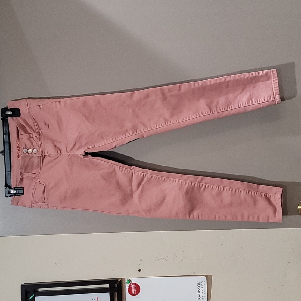 Wax Jeans in Rose color